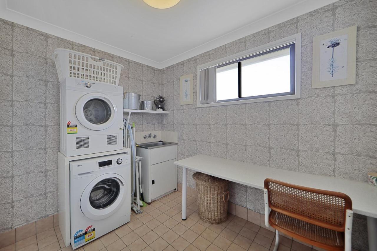 Breakaway At Bargara Apartment Exterior photo